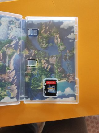 Pokémon diamante lucente