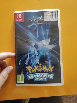 Pokémon diamante lucente