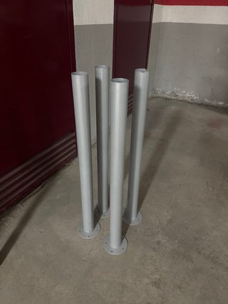 Patas de mesa metálicas grises