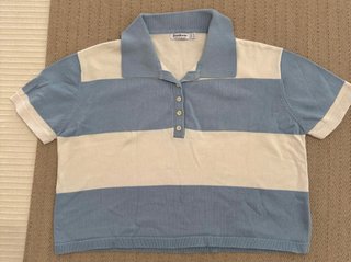 Polo Stradivarius rayas azul y blanco Talla S