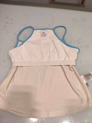 Camiseta Adidas tirantes azul y blanco