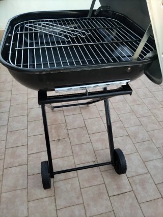 Barbecue con ruote