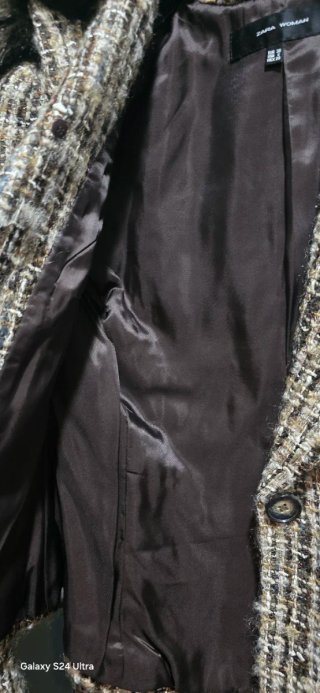 Chaqueta Zara Tweed con Cuello Pelo