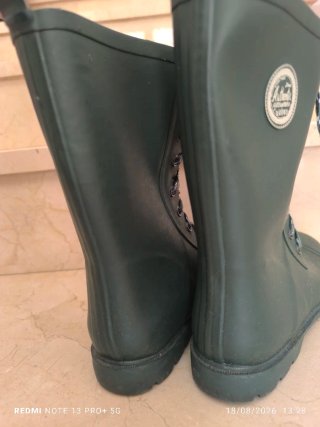 Botas de agua verdes con cordones