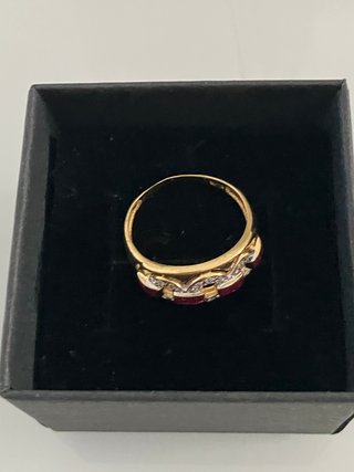 Anillo Vintage Oro 18k Diamantes y Rubíes