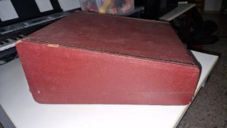 Máquina de escribir Olivetti Studio 44