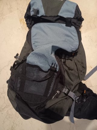 Mochila Quechua 40L