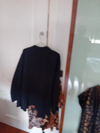Conjunto mujer negro y dorado