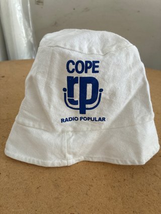 Gorro bucket vintage COPE Radio Popular