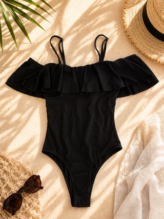 Trikini negro con volantes