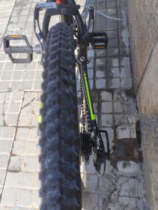 Bicicleta Rockrider ST500 + CASCO Btwin