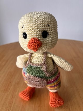 Muñeco de ganchillo de patito