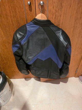 Chaqueta de cuero motera Richel