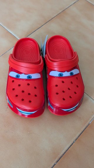 Crocs Rayo McQueen Nuevas, varias tallas.