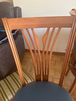 Mesa de salón y 6 sillas
