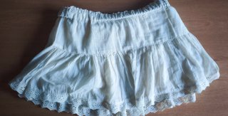 Falda mini Pull and Bear blanca