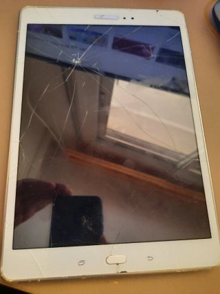 Samsung Tablet Plata/Blanca