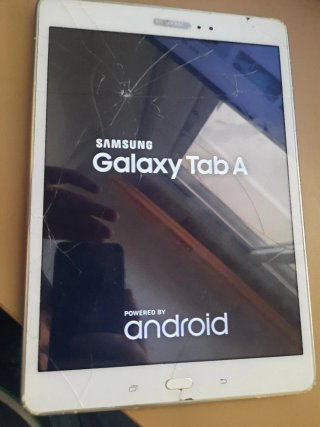 Samsung Tablet Plata/Blanca