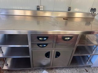 Mesa de acero inoxidable para cafetería