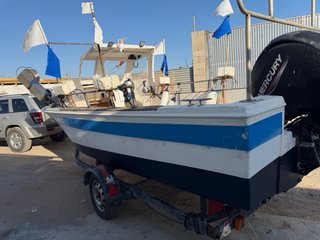 Bote de pesca Foreña