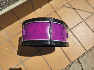Bombo NP morado 23'' - 58x26 cm