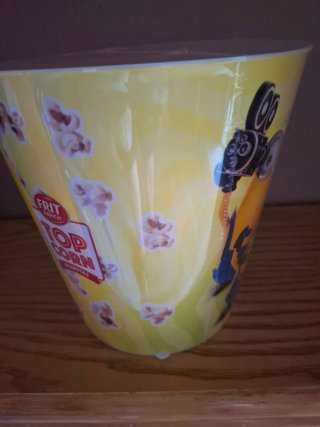 Bol de palomitas Minions sin abrir