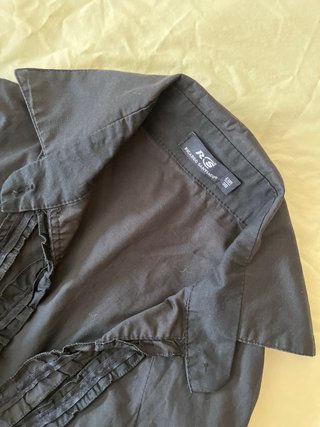 Camisa negra