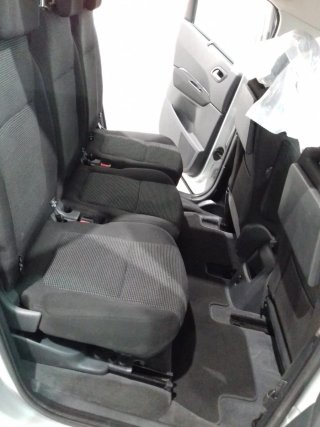 Peugeot 5008 2010