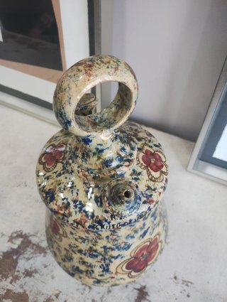Botijo de cerámica esmaltada
