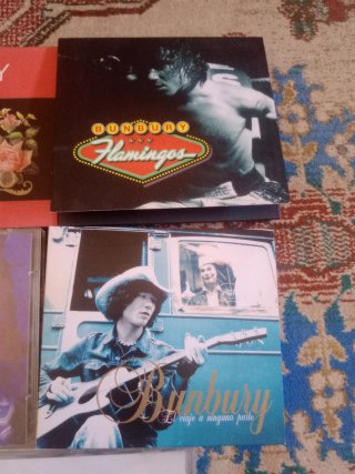 (CDs) de Enrique Bunbury de su etapa en solitario