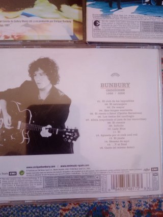 (CDs) de Enrique Bunbury de su etapa en solitario