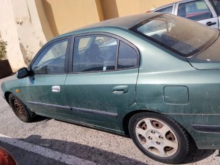 Hyundai Elantra 2001