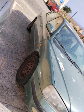 Hyundai Elantra 2001