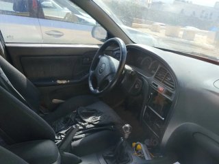 Hyundai Elantra 2001
