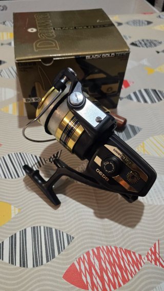 CARRETE DAIWA BLACK GOLD SERIES BG90