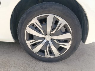 Peugeot 208 2023 DESDE 170€