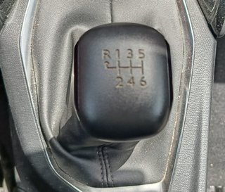Peugeot 208 2023 DESDE 170€