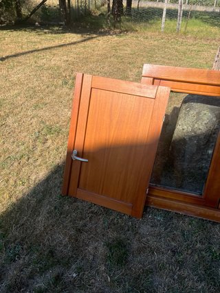Ventana madera iroco con contras