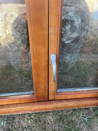 Ventana madera iroco con contras