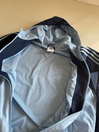 Chaqueta Adidas Azul con Capucha