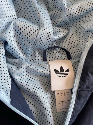Chaqueta Adidas Azul con Capucha