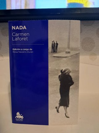 Libro Nada - Carmen Laforet (Austral Educación)