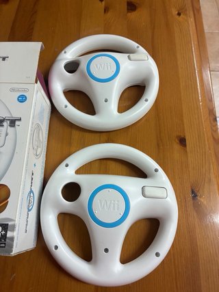 Mario Kart Wii + 2 Volantes Wii