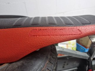 Asiento CRF250