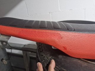 Asiento CRF250