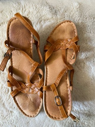 Sandalias de tacón marrones