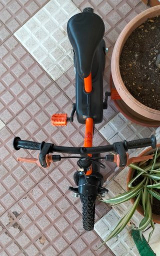 Bicicleta infantil B'TWIN con ruedines