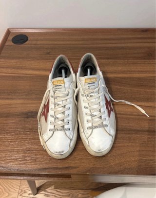 Golden Goose Superstar Blancas y Rojas