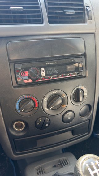 Ford Tourneo Connect 2005