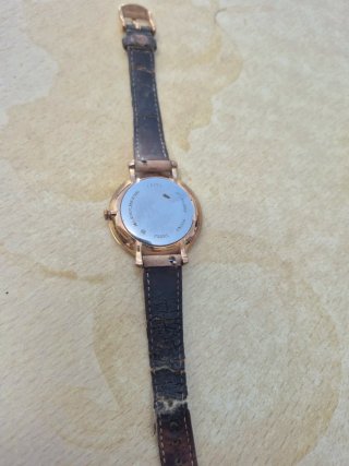 Reloj Fossil Mujer Correa Marrón y Detalles Dorado
